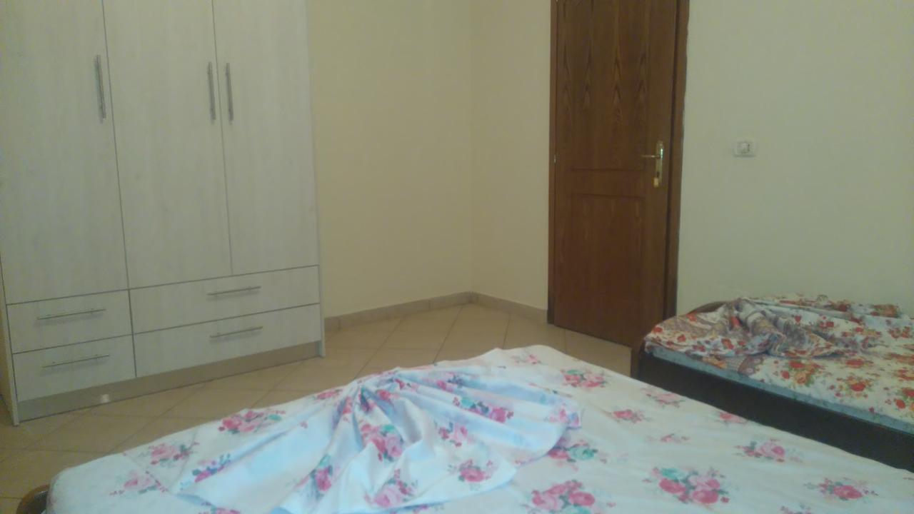 Jonny Guesthouse Ksamil Exterior photo