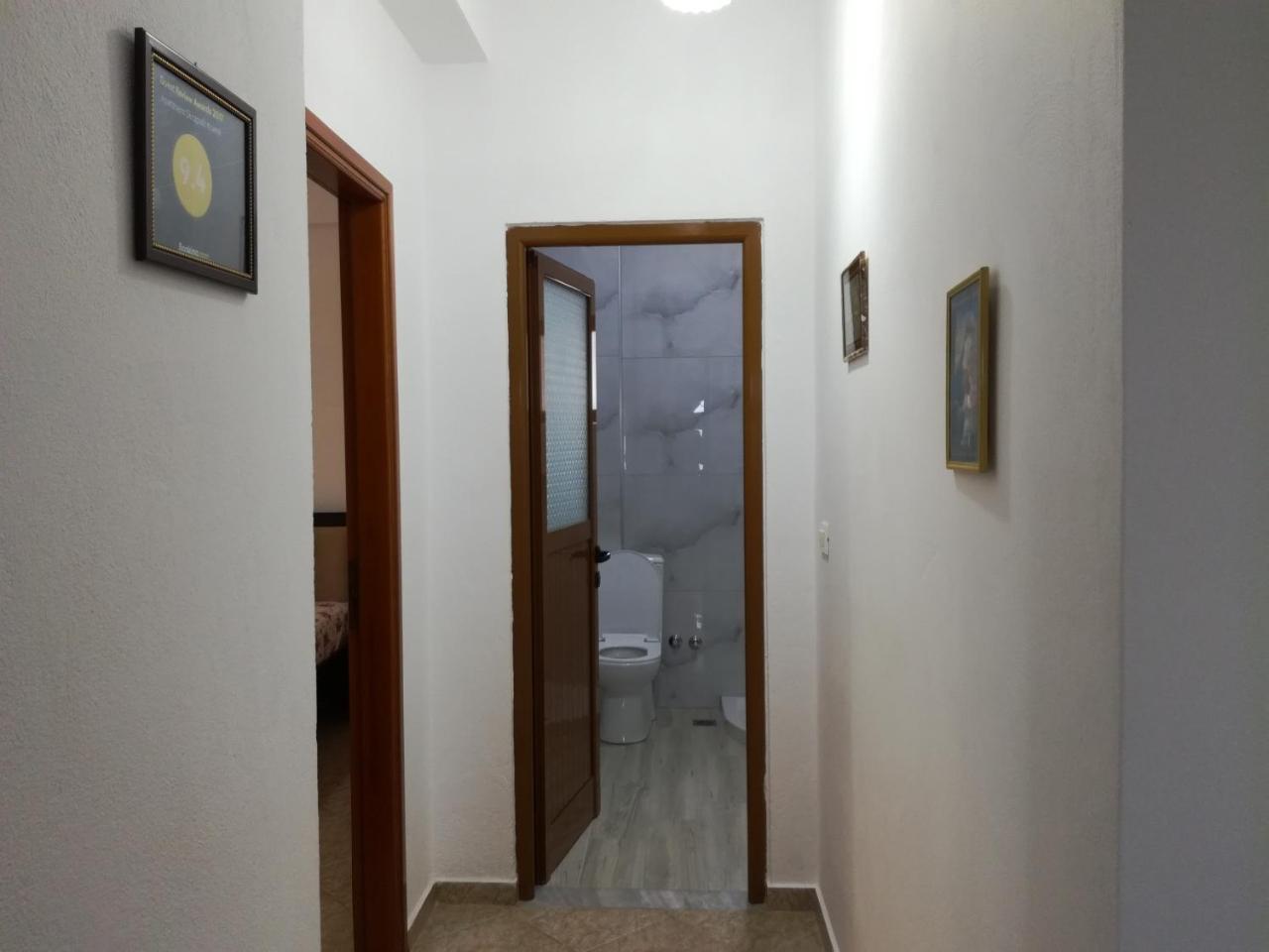Jonny Guesthouse Ksamil Exterior photo