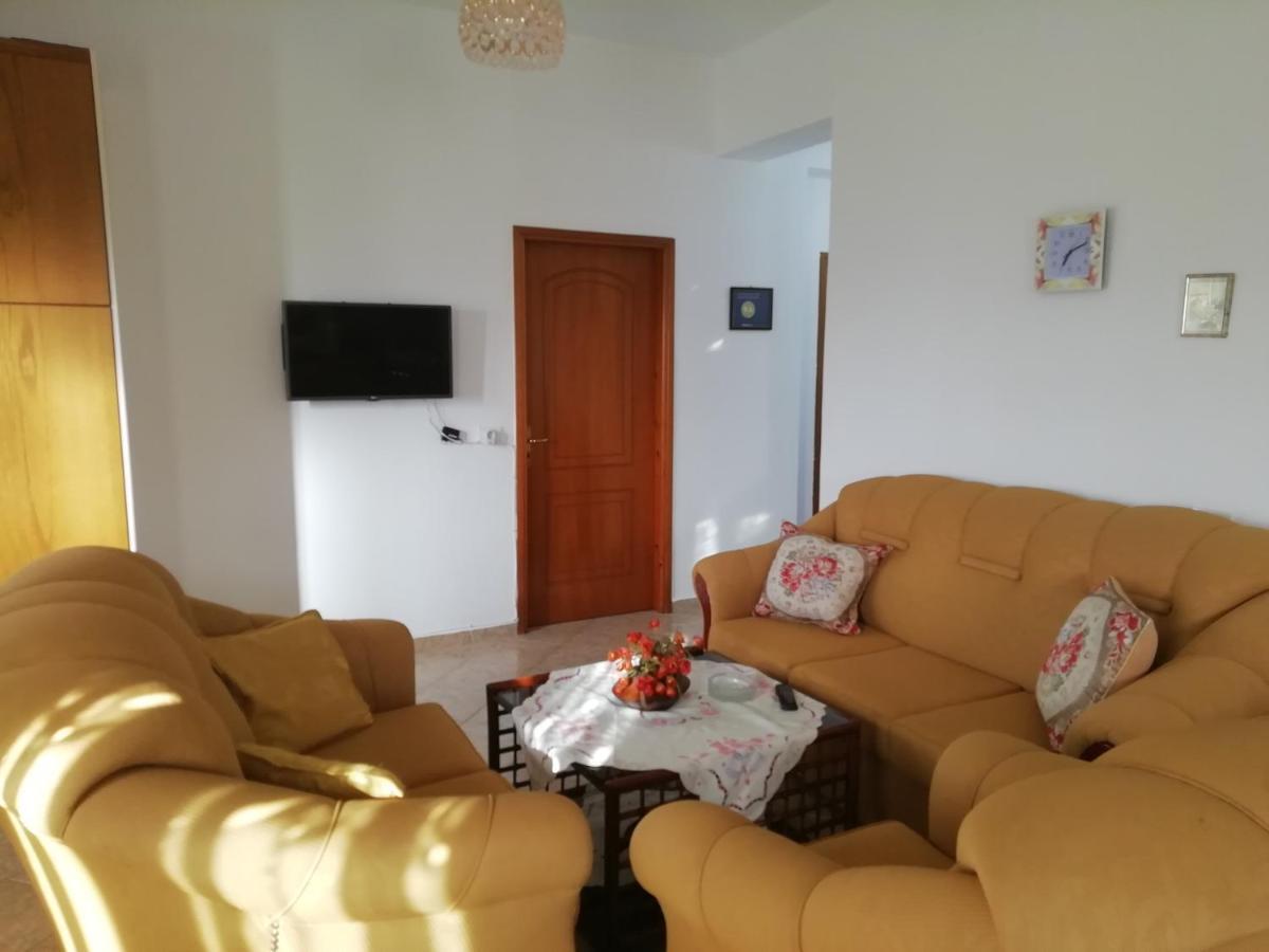 Jonny Guesthouse Ksamil Exterior photo